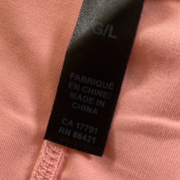 Kryodan active skirt/skort. Lovely peach colour. Brand new with tags. - Picture 7 of 8